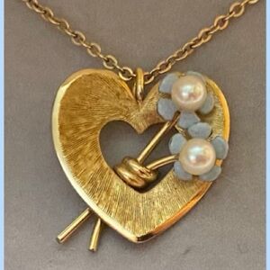 Fully Restored Vintage Rare Krementz ForgetMeNot necklace